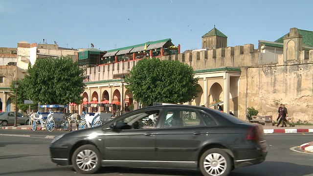 MS Traffic on street / Meknes，未指明，摩洛哥视频素材