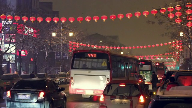 LS交通夜景/西安，陕西，中国视频素材