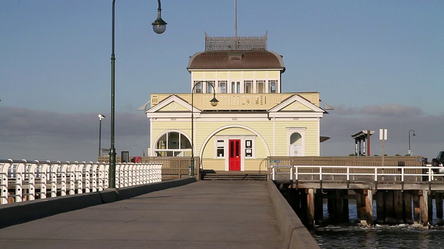 MS View of st kilda pier pavilion /墨尔本，维多利亚，澳大利亚视频素材