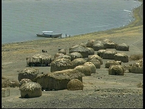 埃尔莫洛村，就在村庄对面，肯尼亚视频素材