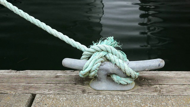 DS CU, Rope and Cleat，查尔斯顿船港，俄勒冈州视频素材