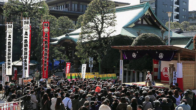 日本神奈川川崎，展示节子节的MS People视频素材