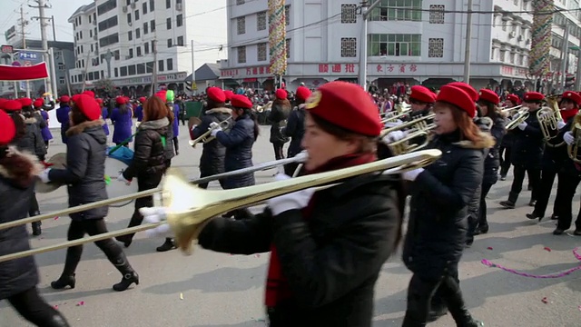 潘小姐参加中国传统节日民间庆典或狂欢节视频素材