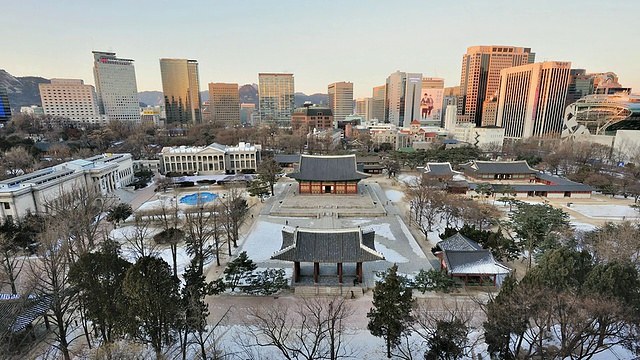 WS T/L Deoksugung皇宫在市中心区/首尔，韩国视频素材