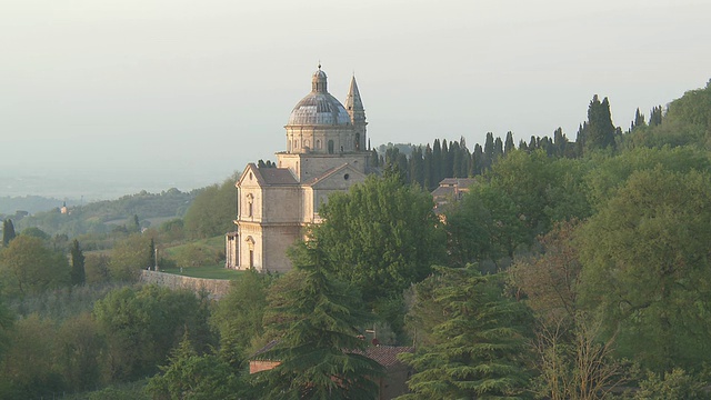 MS - Madonna di San Biagio在日落时的照片/意大利托斯卡纳的Montepulciano视频素材