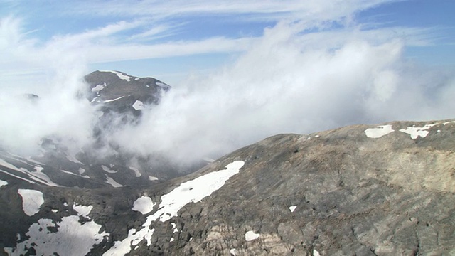 WS鸟瞰图的莱夫卡奥里山，白色山脉/莱夫卡奥里山，克里特岛，希腊视频素材