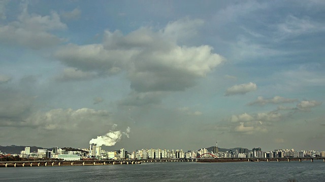 首尔西江大桥WS T/L View of Sogang Bridge in Seoul, South Korea视频素材