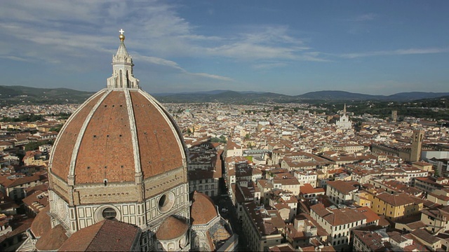 WS HA LD Santa Maria Del Fiore Dome with Cityscape /佛罗伦萨，意大利视频素材