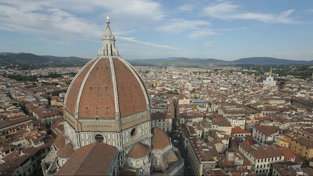 WS HA LD Santa Maria Del Fiore Dome with Cityscape /佛罗伦萨，意大利视频素材