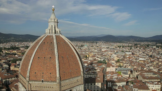 WS HA LD Santa Maria Del Fiore Dome with Cityscape /佛罗伦萨，意大利视频素材