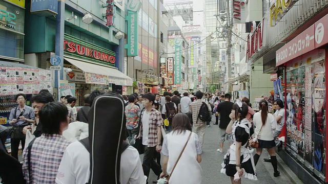 秋叶原电力区，成为东京的小田中心视频素材