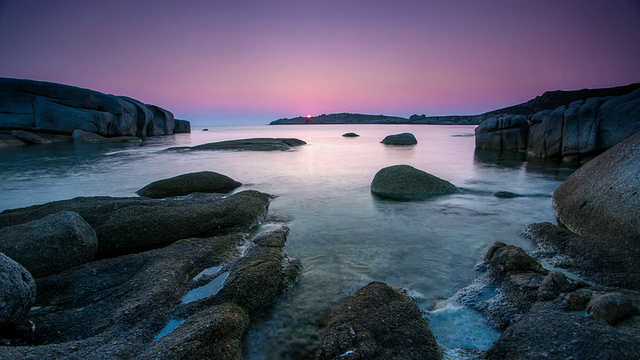 时间流逝:岩石海岸视频素材