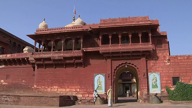 印度拉贾斯坦邦Pokharan Fort Jaisalmer的入口视频素材