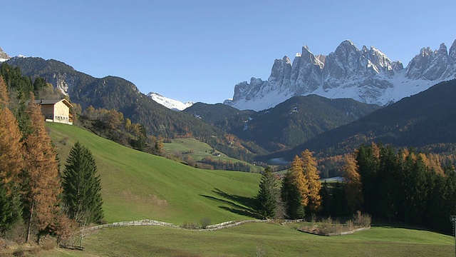 Val di Funes和geisler山/南蒂罗尔，上阿迪杰，意大利视频素材