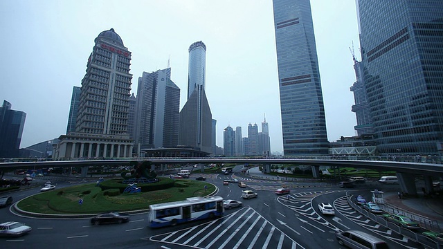 WS Traffic in Shanghai city /上海，韩国视频素材