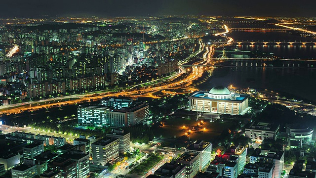 韩国首尔Yeouido的国会大厦夜景视频素材