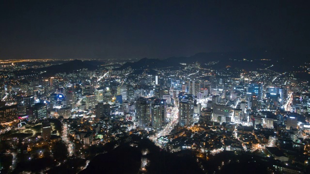 韩国首尔市中心的WS T/L夜景视频素材