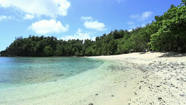 科佩海岸的MS视图，Chichi jima岛/小笠原群岛，日本东京视频素材