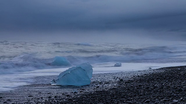 时间流逝Jokulsarlon海滩，冰岛南部，冰岛，欧洲视频素材