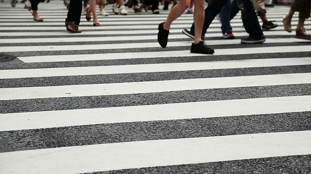 Crossing Street /日本东京视频素材