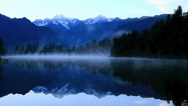 马西森湖全景在日出，新西兰视频素材