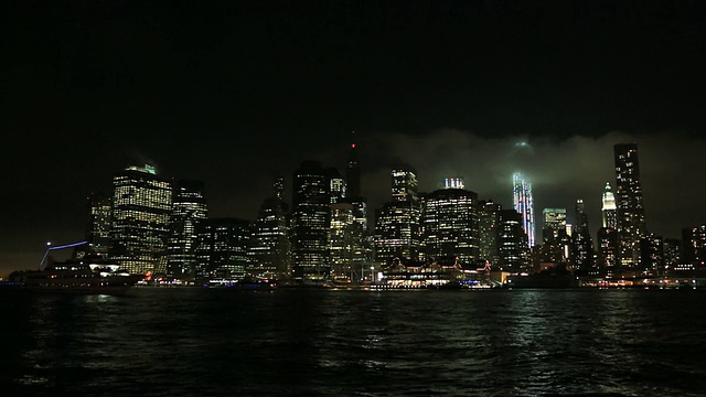 曼哈顿金融区的夜晚，纽约市视频素材