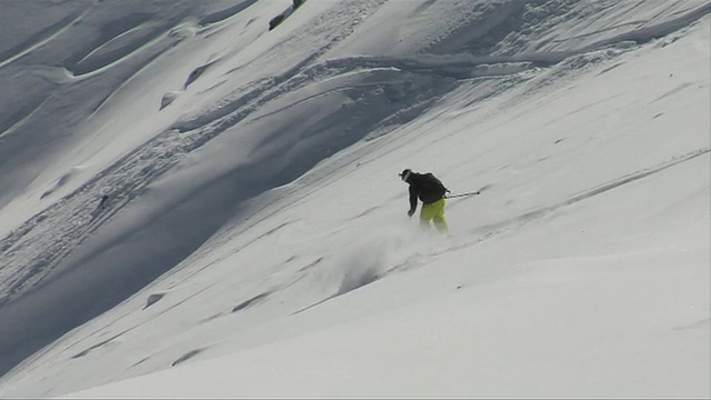 在印度查谟克什米尔的古玛格滑雪视频素材