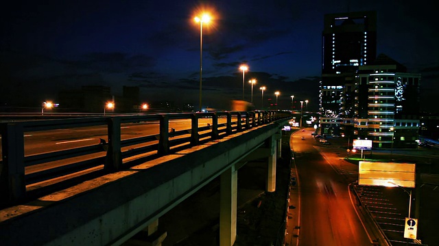 晚上高速公路视频素材