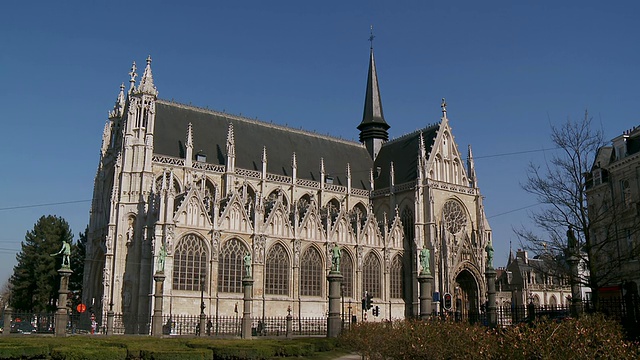 MS View of notre Dame du Sablon / Brussels，比利时视频素材