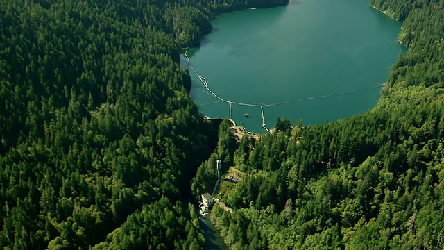 Glines峡谷大坝和米尔斯湖/华盛顿，美国视频素材