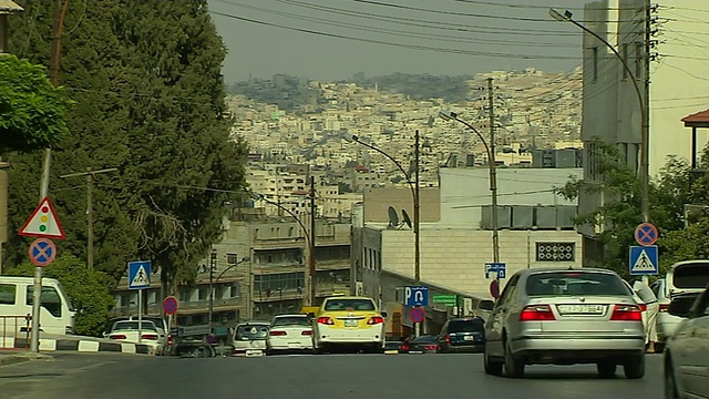 约旦安曼省封锁射击道路交通视频素材