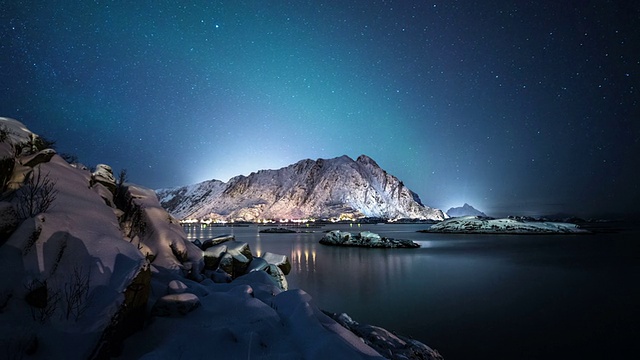 时间流逝:夜晚的北极峡湾视频素材