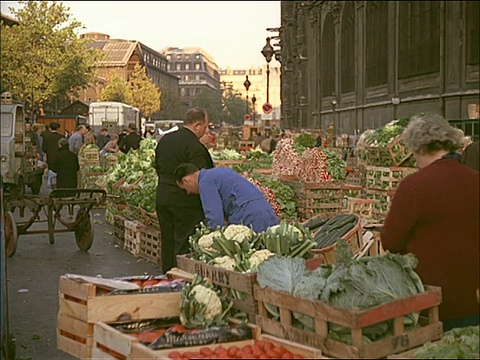 1960年的蒙太奇- Les Halles，巴黎视频素材