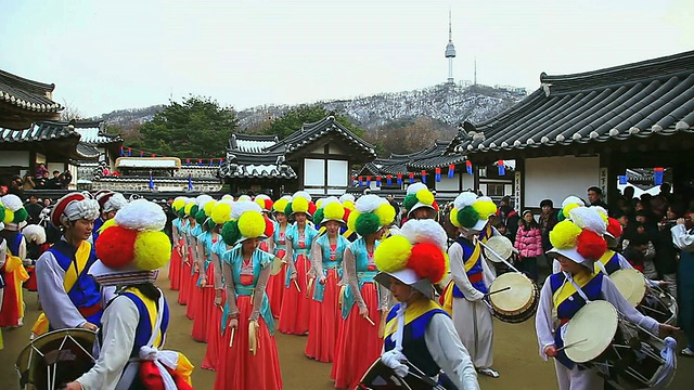 MS韩国传统音乐表演团体在韩国首尔南山民俗村音频表演的照片视频素材