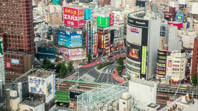 日本东京新宿歌舞伎町视频素材