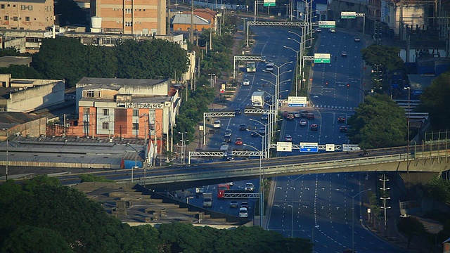 从上方巴西建筑/贝洛奥里藏特，米纳斯吉拉斯州，巴西视频素材