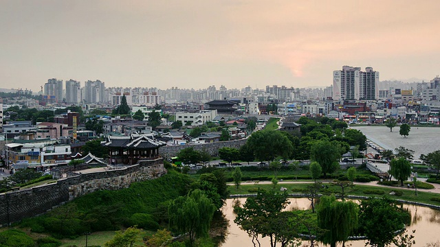 韩国京畿道水原市后水原华城的WS T/L景观视频素材