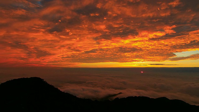 WS T/L ZI jungong (Chirisan National Park的山顶之一)/ Sancheong, Gyeongsangnam-do，韩国视频素材