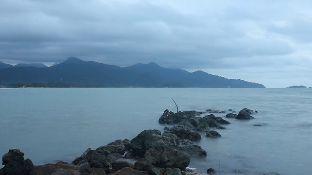 时间流逝在上午的张谷，Trat，泰国。视频下载