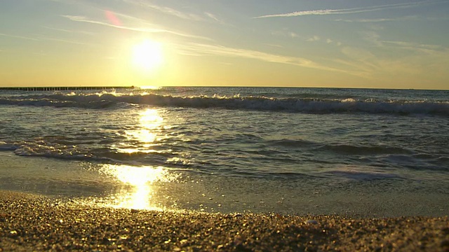 海上日落慢镜头视频素材