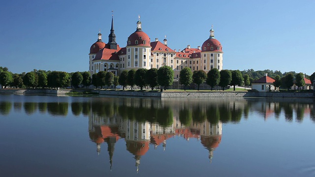 莫里茨堡城堡WS View of Moritzburg Castle /莫里茨堡，萨克森，德国，视频素材