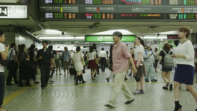 小新宿车站视频素材