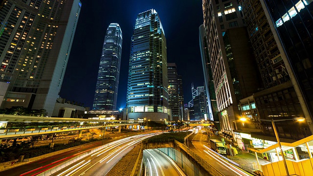 T/L WS香港城市夜间交通/中国香港视频素材