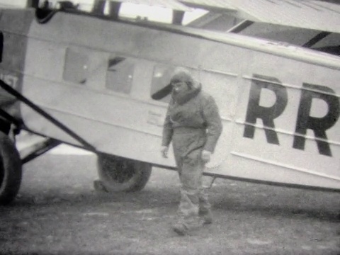 1929年，巴黎机场，飞机降落。视频下载