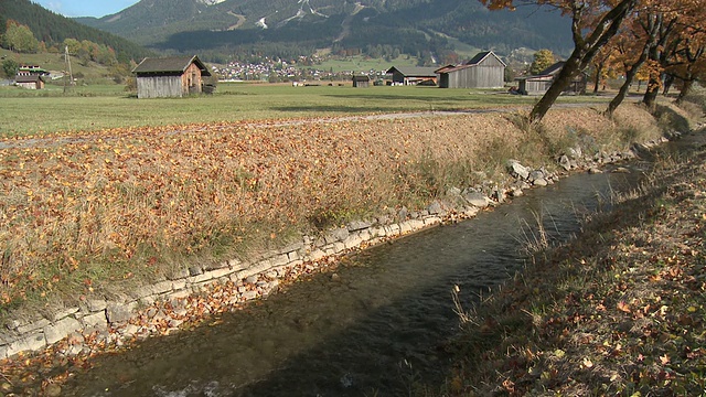 奥地利蒂罗尔勒穆斯山的景色视频素材