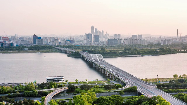 从杨花大洋洲大桥和汉江俯瞰木洞视频素材