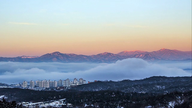 春川市景，邦鬼三山云海视频素材