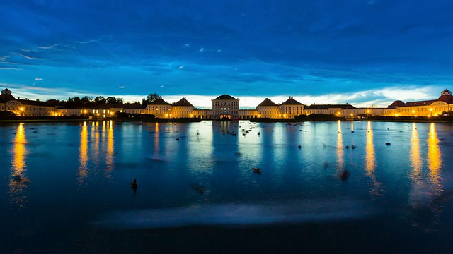 尼芬堡城堡，巴洛克宫殿，夜晚时光流逝视频素材