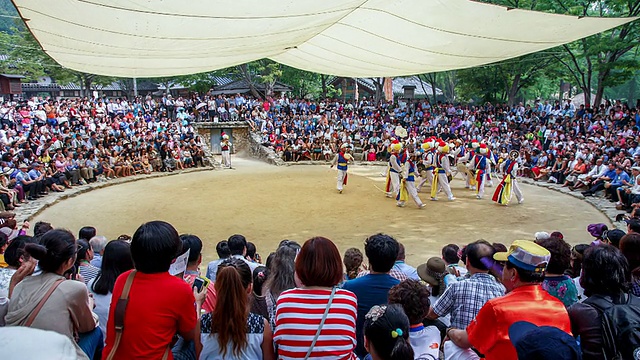 杭贡民sokchon(民俗村)的Pungmulnori(韩国农场音乐)和观众视频素材