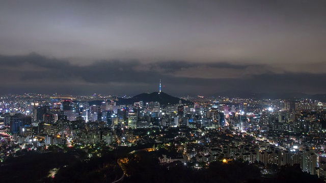 北首尔塔和市中心区的夜景视频素材